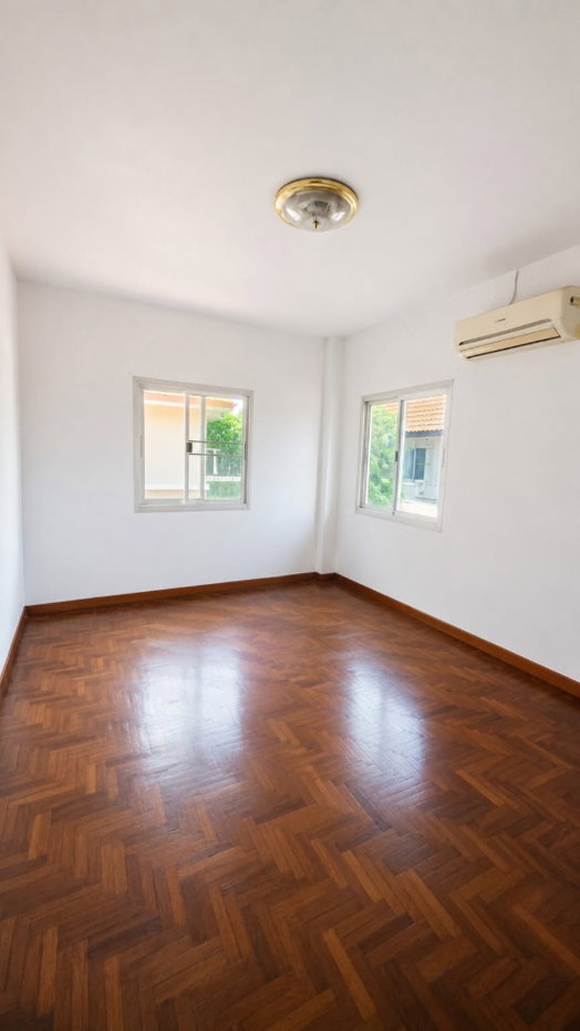 picture 🌿 2-Storey Detached House for Sale near Kad Farang – Only THB 2.59 Million 🌿 - 4/5