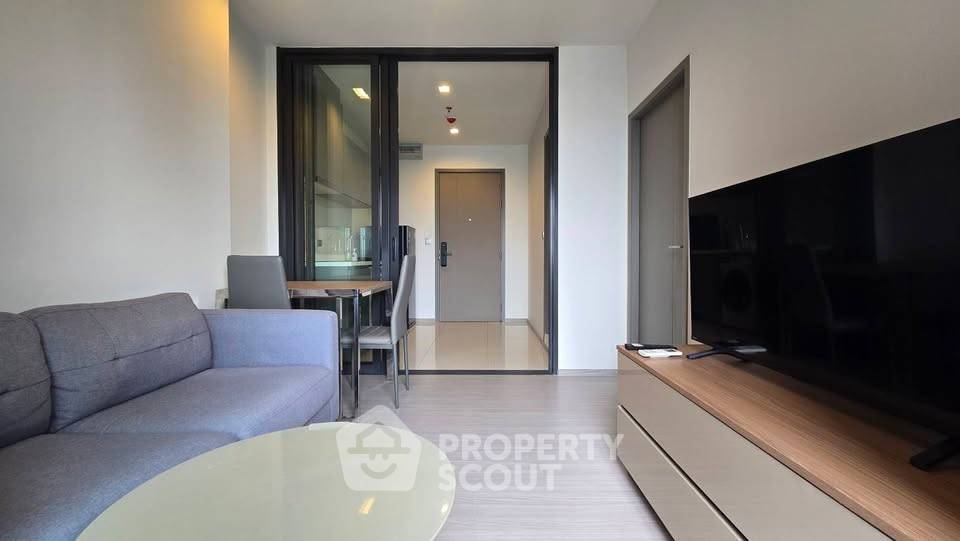 picture 1-BR Condo Life Asoke Hype, 32nd-Floor; 400m to ARL Makkasan (ID 3148909) - 2/9