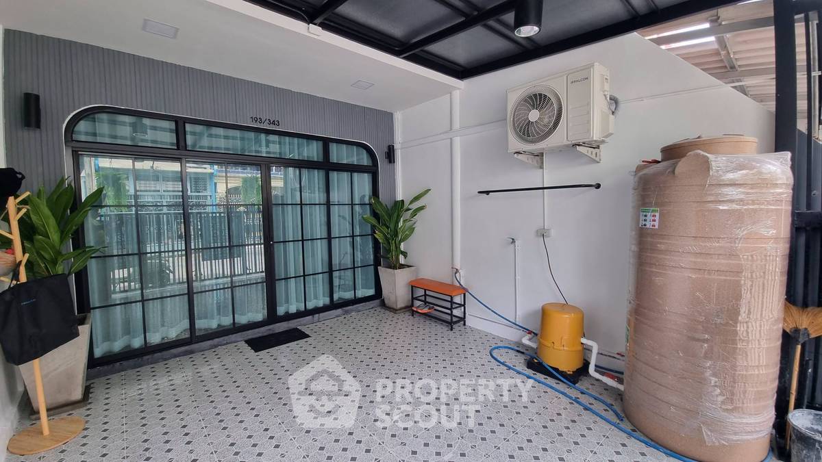 รูป ทาวน์โฮม 3 ห้องนอน พื้นที่ 144 ตร.ม. ขาย ในพัทยาใต้ (หนองปรือ) (ID 3151249) - รูปที่ 2/26