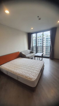 The BASE Saphanmai Bts Sai Yud for rent only 12,000 Baht