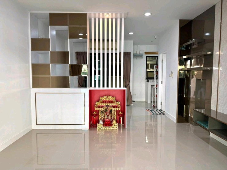 รูป ✨🏡 ขายด่วน! ทาวน์โฮม 3 ชั้น บ้านกลางเมือง กัลปพฤกษ์ พร้อมอยู่ ใกล้สาทร เพียง 3.99 ล้านบาท - รูปที่ 8/16