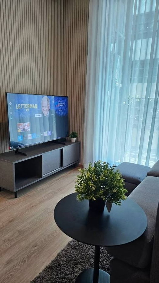 รูป 𝐍𝐔𝐄 𝐃𝐢𝐬𝐭𝐫𝐢𝐜𝐭 𝐑𝟗 ตกแต่งครบ พร้อมเข้าอยู่ (free wifi, แม่บ้านทำความสะอาดฟรีทุกเดือน) - รูปที่ 7/19