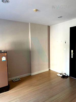 Condos for sale : 🚩 For Sell Condo MAYFAIR PLACE Building A, Floor 4,1 bed room, Room size 31 sqm