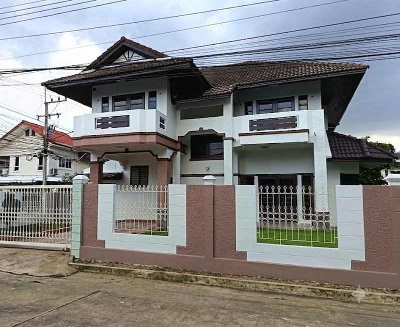 ขายบ้านเดี่ยว : ขาย บ้านเดี่ยวห้องมุม หมู่บ้านปรีชา 2 ชั้น ขนาดเนื้อที่ดิน 90 ตารางวา 