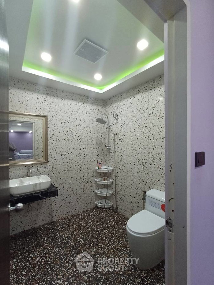 รูป บ้านเช่า 4 ห้องนอน 382 ตร.ม. เลี้ยงสัตว์ได้ ใกล้ดอกไม้ เขตประเวศ (ID 1361040) - รูปที่ 23/26