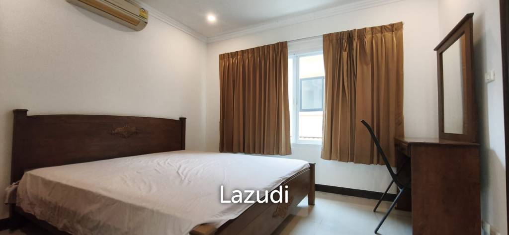 picture 3-Storey Townhouse for Sale on Pratumnak Hill, Pattaya - 13/28