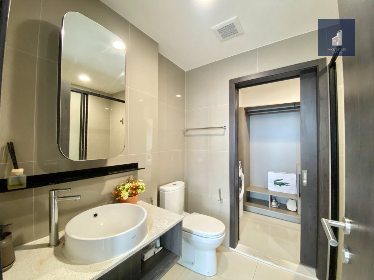 รูป XT Huaikhwang 1bedroom with walk-in closet take city view - รูปที่ 10/13