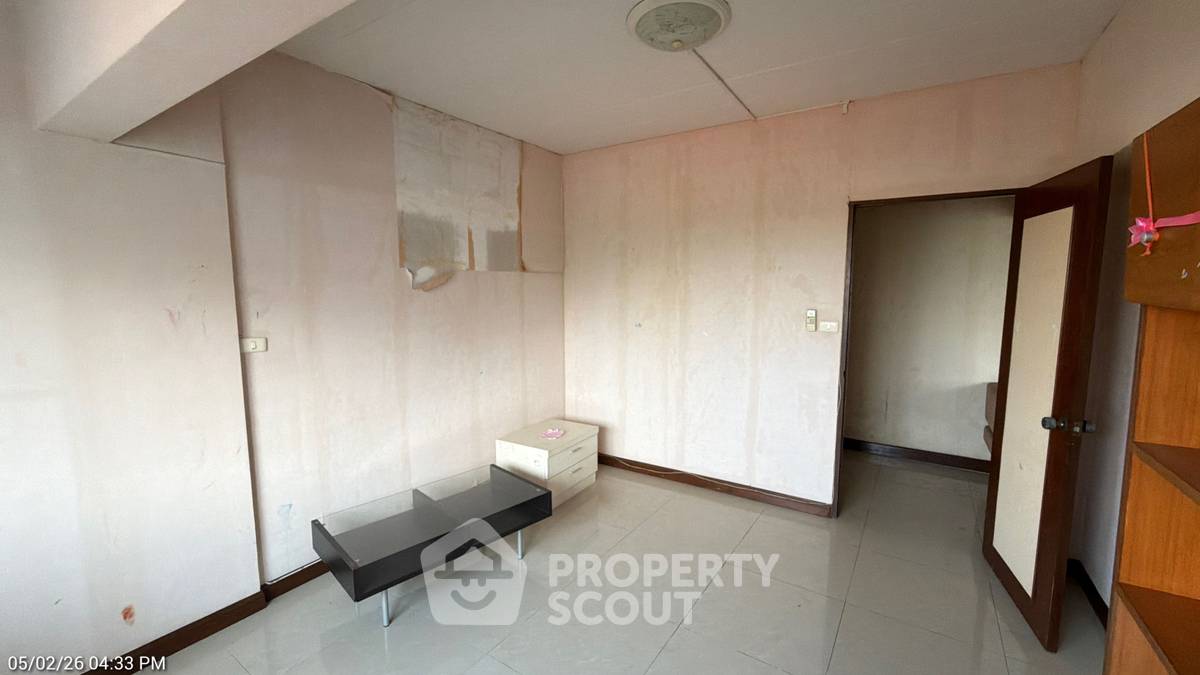รูป คอนโด 2 ห้องนอน 121 ตร.ม. ชั้น 3 ยาด้าเรสซิเดนเชียล ใกล้ BTS พร้อมพงษ์ (ID 2622820) - รูปที่ 28/34