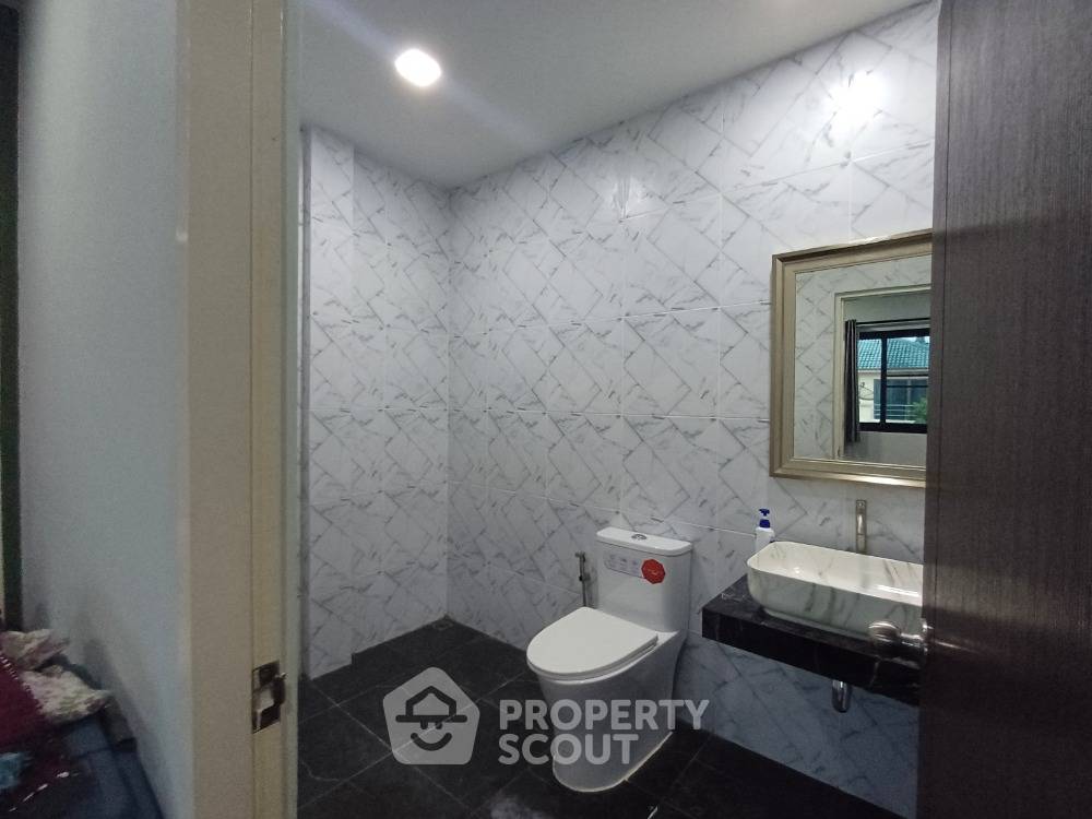 รูป บ้านเช่า 4 ห้องนอน 382 ตร.ม. เลี้ยงสัตว์ได้ ใกล้ดอกไม้ เขตประเวศ (ID 1361040) - รูปที่ 25/26