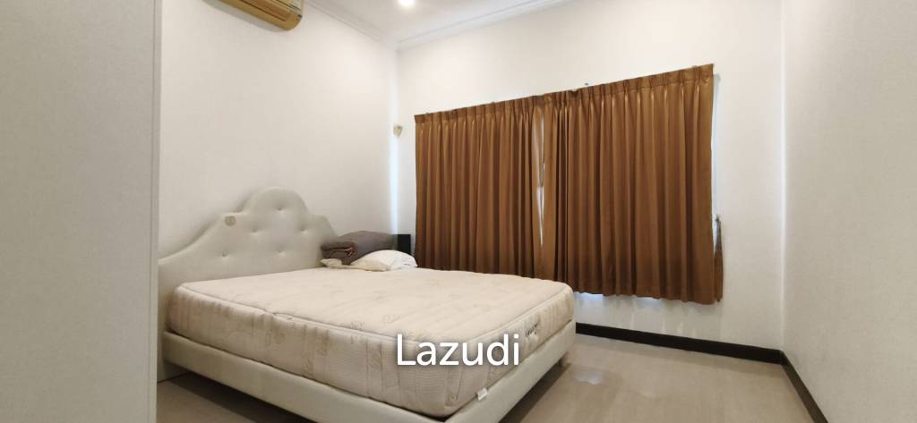 picture 3-Storey Townhouse for Sale on Pratumnak Hill, Pattaya - 18/28