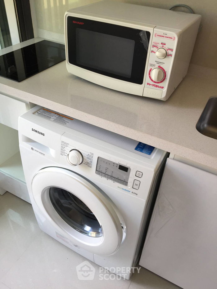picture 1-BR 27 Sqm On 12th Floor At Rhythm Sukhumvit 42, 200m to BTS Ekkamai (ID 3148184) - 9/10