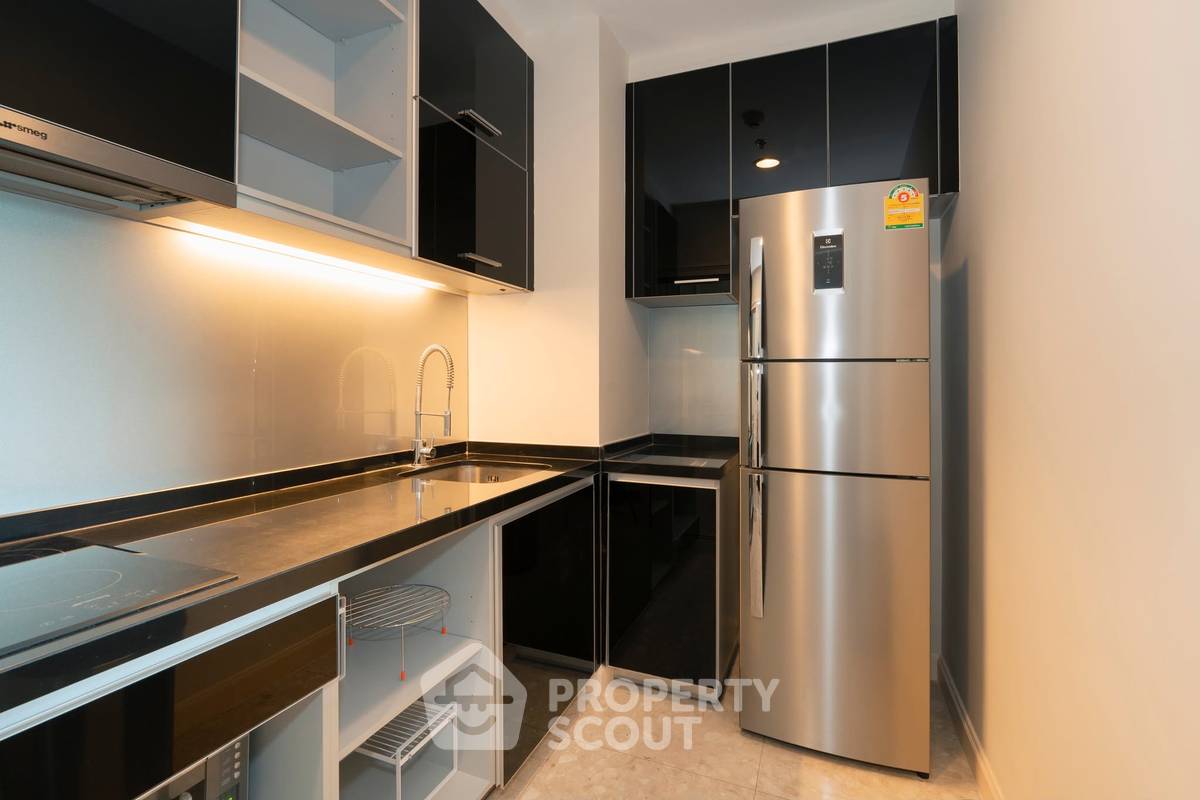picture 1-BR 45 Sqm, 16th-Floor At The Crest Sukhumvit 34 Near BTS Thong Lor (200m) (ID 3032996) - 9/10