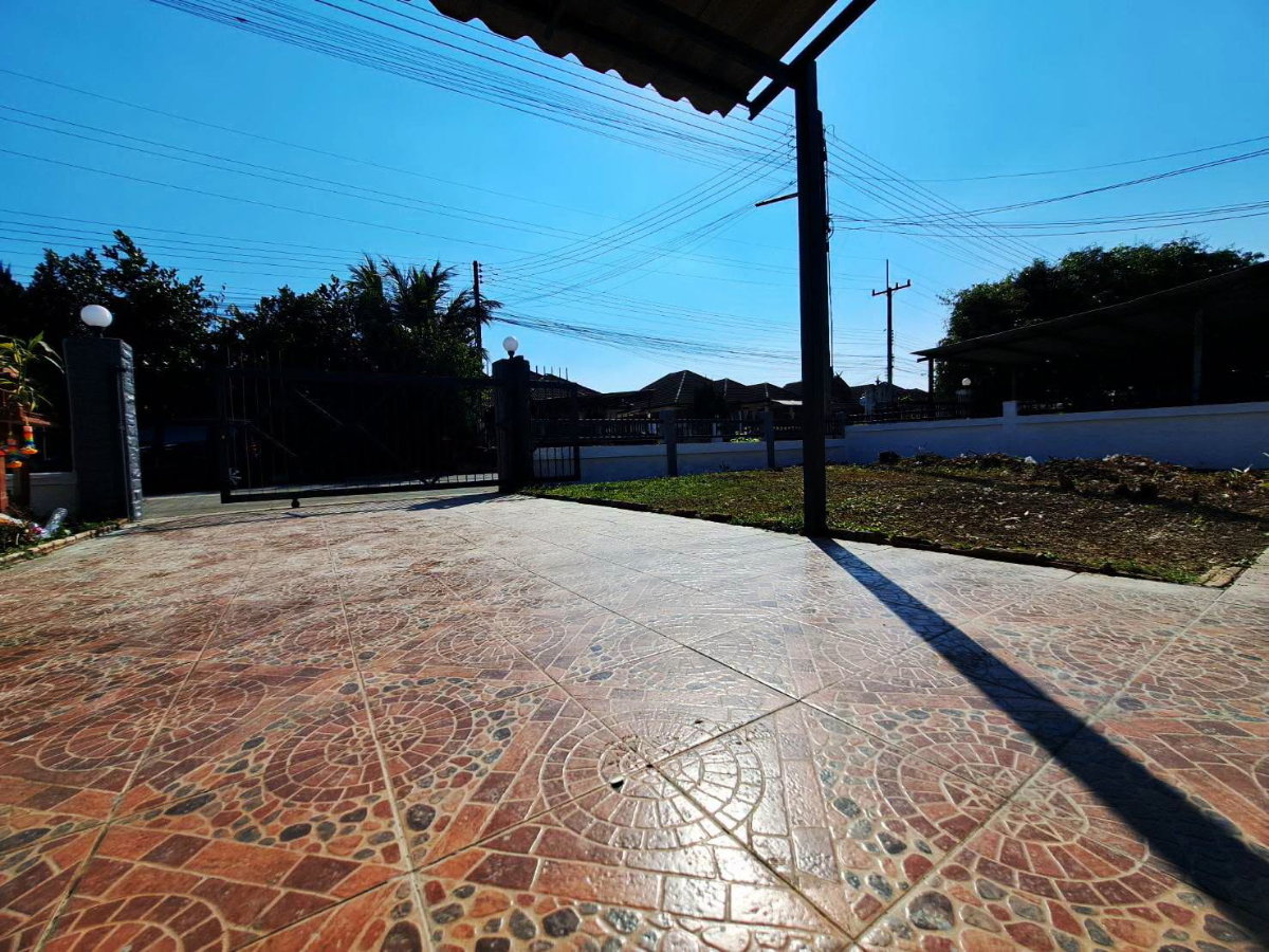 รูป 🏡 ขายด่วน! บ้านเดี่ยวชั้นเดียว รีโนเวทใหม่ พร้อมที่ดิน หมู่บ้านนพเก้า สันป่าเปา 📞 063-6649056 - รูปที่ 11/29