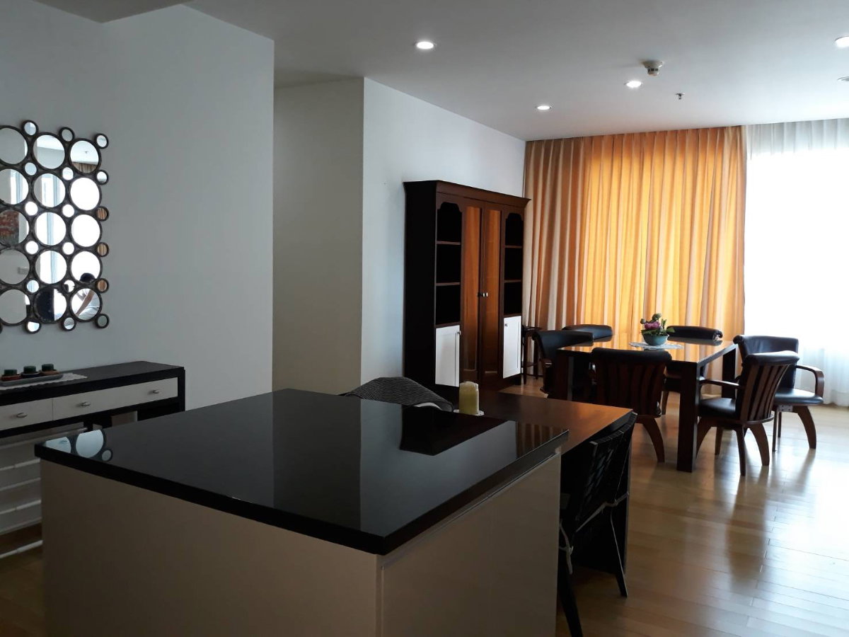 รูป 39 BY SANSIRI – Grand 3Bedroom Luxury Residence Walk to BTS Phrom Phong at 26.4MB - รูปที่ 2/18