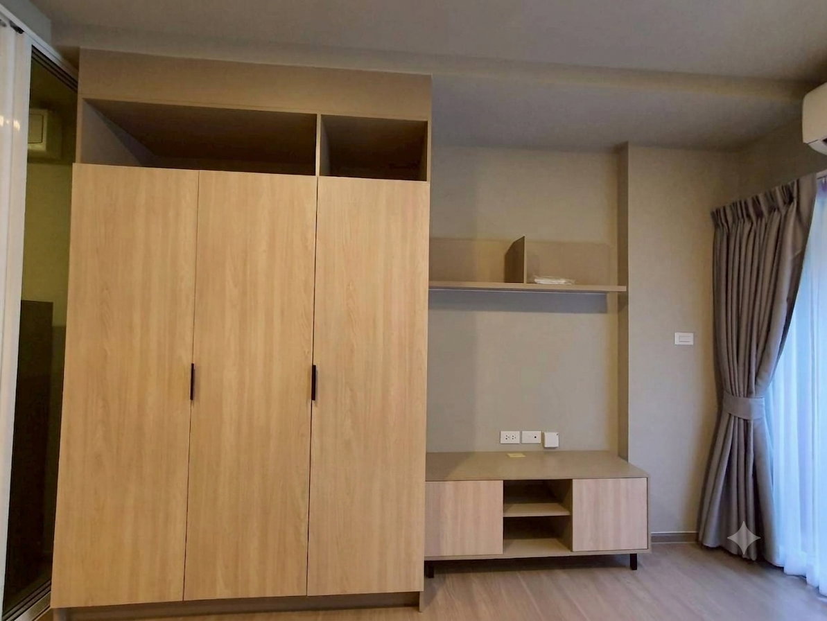 picture MRT Bang Khun Non 2.1 km. D condo panaa ( Rental ) Price  9,000 Baht - 2/5