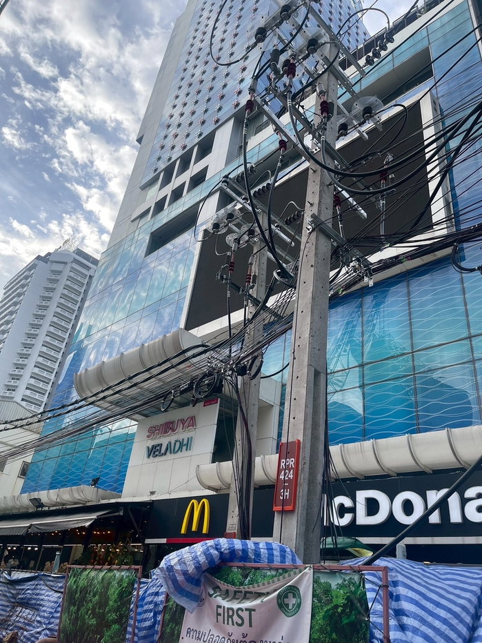 picture 🚨 Urgent Sale! Prime Retail Space in Pratunam – Buy Now & Earn Instantly! Massive 60%+ Discount! 🚨 - 8/9