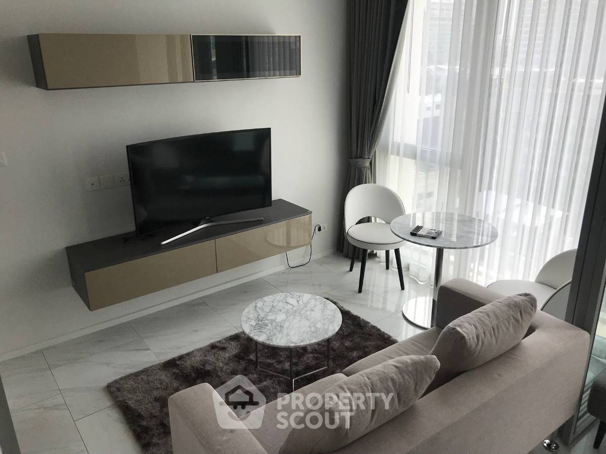 picture 1-BR Condo For Sale At Hyde Sukhumvit 11, 300m to BTS Nana (ID 3148213) - 2/15