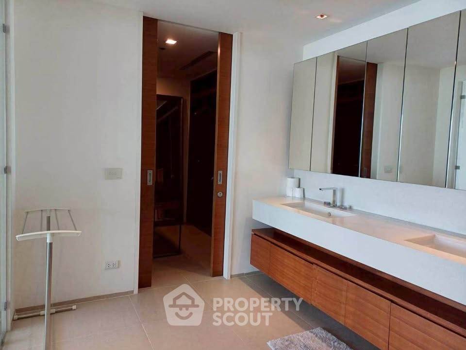 รูป คอนโด 3 ห้องนอน 410 ตร.ม. ชั้นสูง 67-68 The River Condominium ใกล้ BTS สะพานตากสิน 400 ม. (ID 3150953) - รูปที่ 23/29