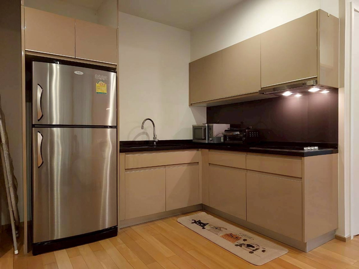 picture ðĻ PHROM PHONG PRIME DEAL: 39 BY SANSIRI â ONLY 17.5MB - 5/15