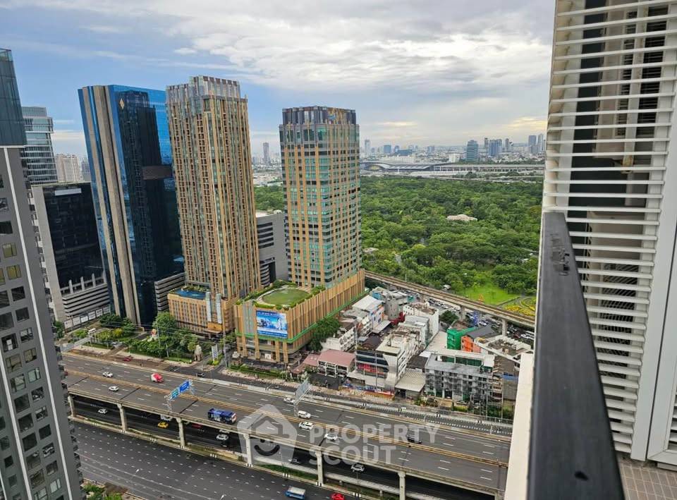 picture 2-BR 57 Sqm, 33rd-Floor At The Saint Residences near MRT Phahon Yothin (ID 3148689) - 5/10