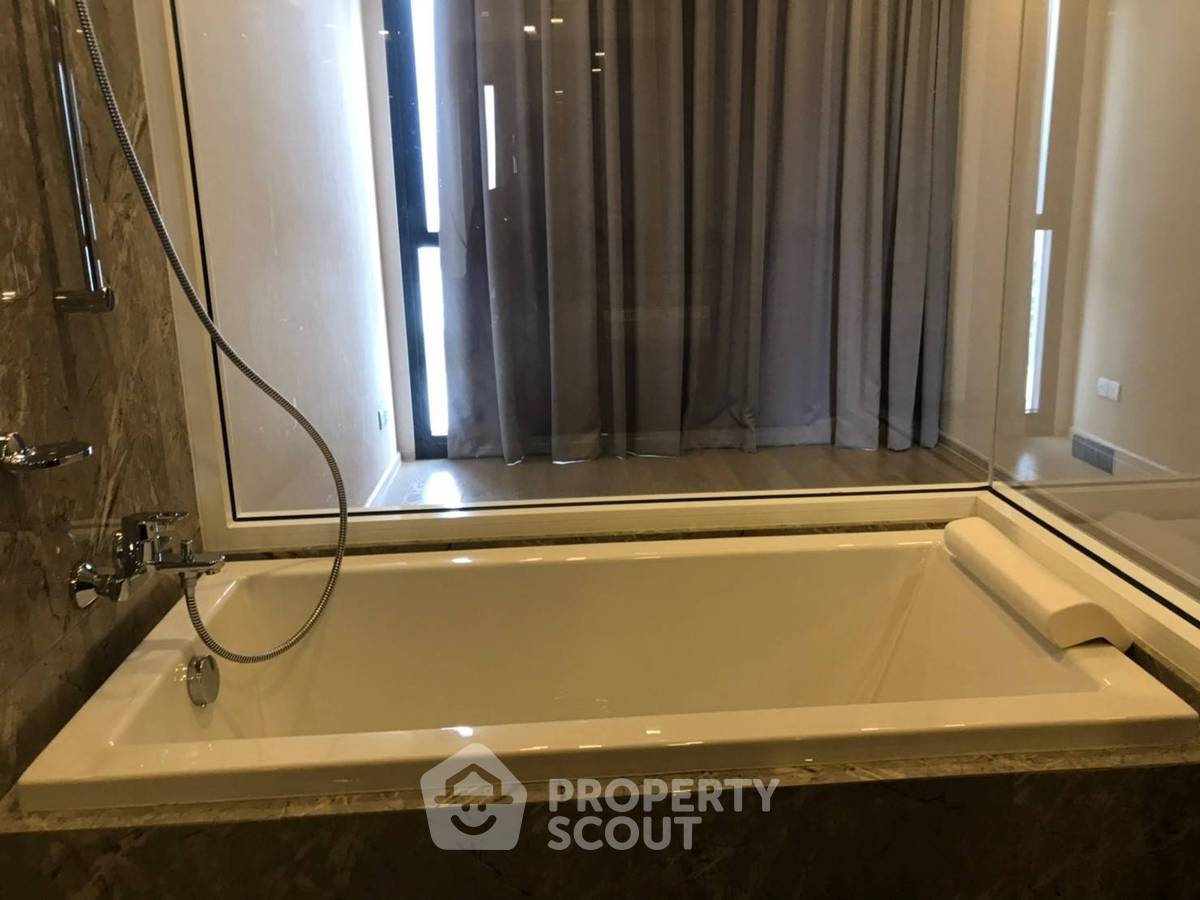 picture 2-BR 64 Sqm On 15th Floor Ashton Asok Near MRT Sukhumvit 70m (ID 825184) - 4/8