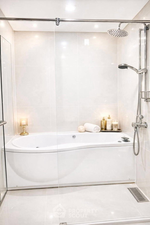 picture Well-Priced 1-BR 50 Sqm, High-Floor 21 Ivy Thonglor 23 (ID 3044794) - 7/12