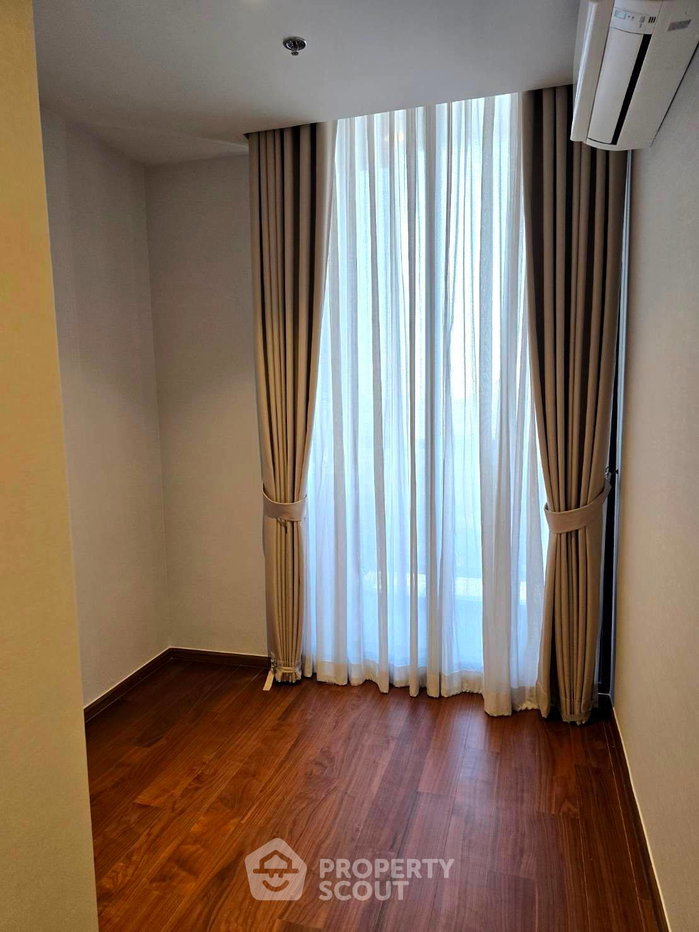 รูป คอนโด 2 ห้องนอน ชั้น 15 ห้องใหญ่ 89 ตร.ม. ที่ One Altitude Charoen Krung ใกล้ BTS สะพานตากสิน (ID 2834045) - รูปที่ 9/12