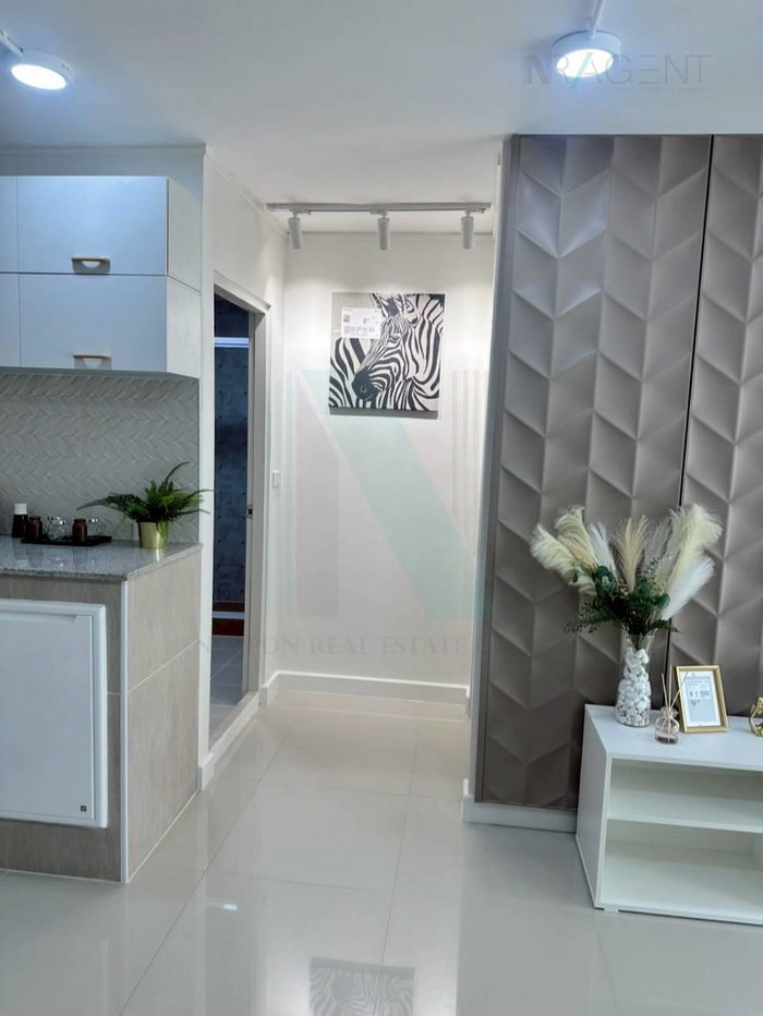 รูป 📌 ขายคอนโด พรีเมียร์ เพลส อาคาร 3 ชั้น 8 1 ห้องนอน ขนาด 37 ตรม ใกล้ ตลาดเสรีมาร์เก็ต สาขาเดอะไนน์ พระราม 9 - รูปที่ 1/8