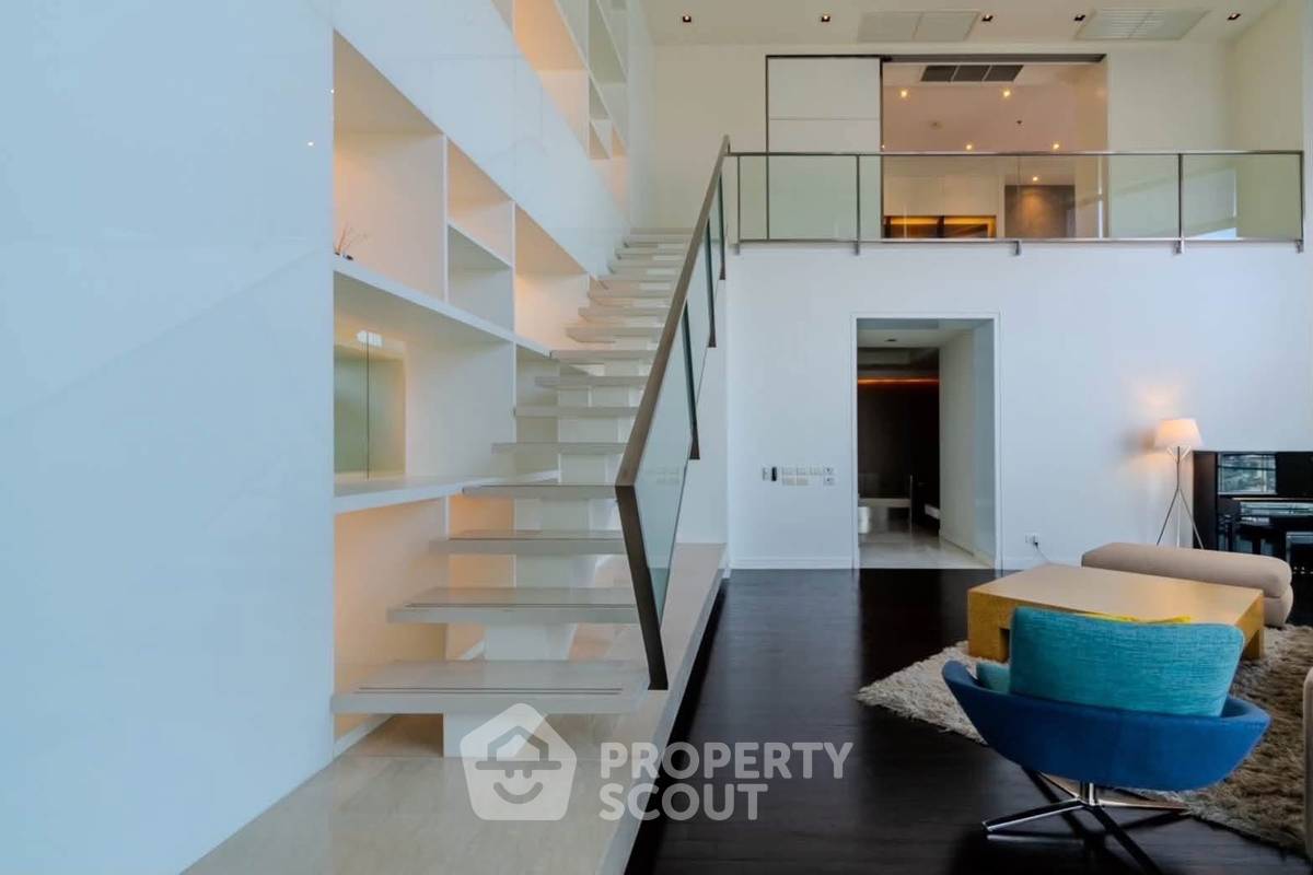picture 5-BR 381 Sqm, 36th-Floor Condo at Chatrium Riverside, BTS Saphan Taksin (ID 3151374) - 5/17