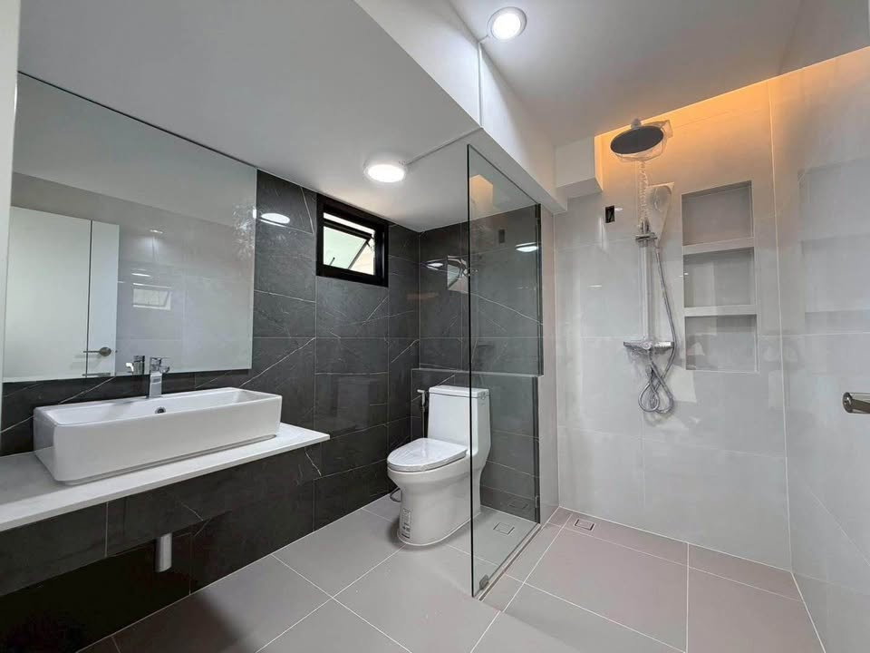 รูป 🏠 ขายบ้าน : ทาวน์โฮม 4.5 ชั้นพร้อมลิฟต์ - สุขุมวิท101   รหัสทรัพย์ | 📌LNP-H953 - รูปที่ 14/50