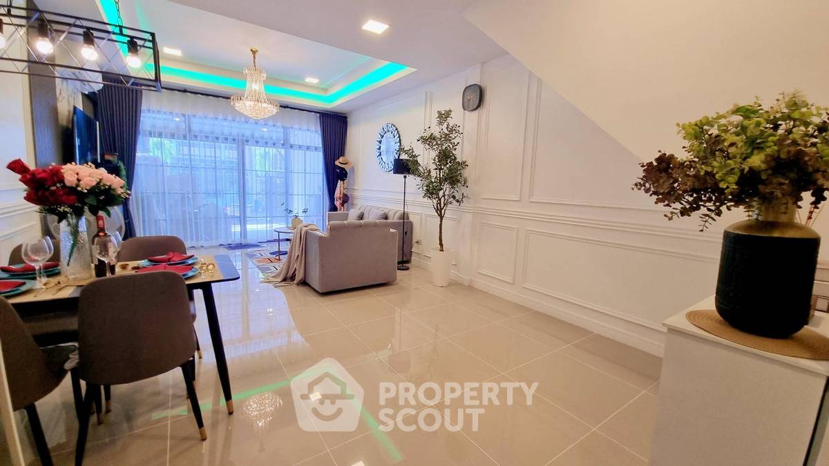 รูป ทาวน์โฮม 3 ห้องนอน พื้นที่ 144 ตร.ม. ขาย ในพัทยาใต้ (หนองปรือ) (ID 3151249) - รูปที่ 4/26