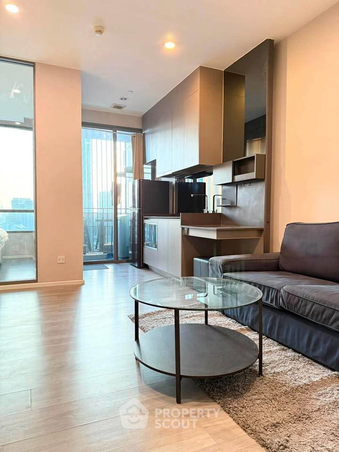 รูป คอนโด 1 ห้องนอน ชั้น 15 The Room Sukhumvit 69 ใกล้ BTS พระโขนง 100 ม. (ID 3151973) - รูปที่ 3/8