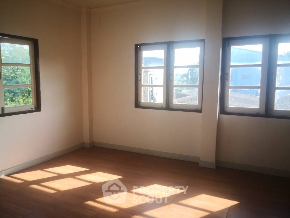 รูป บ้านเดี่ยว 4 ห้องนอน พื้นที่ 220 ตร.ม. ขาย ใกล้หัวหมาก บางกะปิ กรุงเทพฯ (ID 1262369) - รูปที่ 13/13