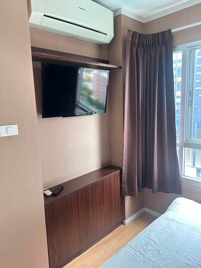 รูป Lumpini Place Srinakarin – Huamak Station | ให้เช่า 13,500 บาท/เดือน | วิวสระ ชั้น 12A ใกล้ Airport Rail Link หัวหมาก พร้อมเข้าอยู่ - รูปที่ 3/8