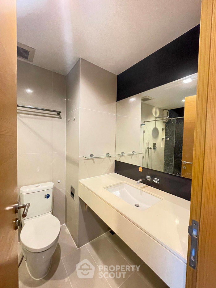 picture 1-BR Condo At Rhythm Ratchada-Huaikwang, 100m To MRT Huai Khwang (ID 435550) - 10/14