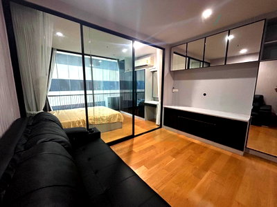 Condos for sale : 🔺 For Sell Condo NOBLE REVO SILOM Building 1, Floor 23,1 bed room, Room size 32 sqm