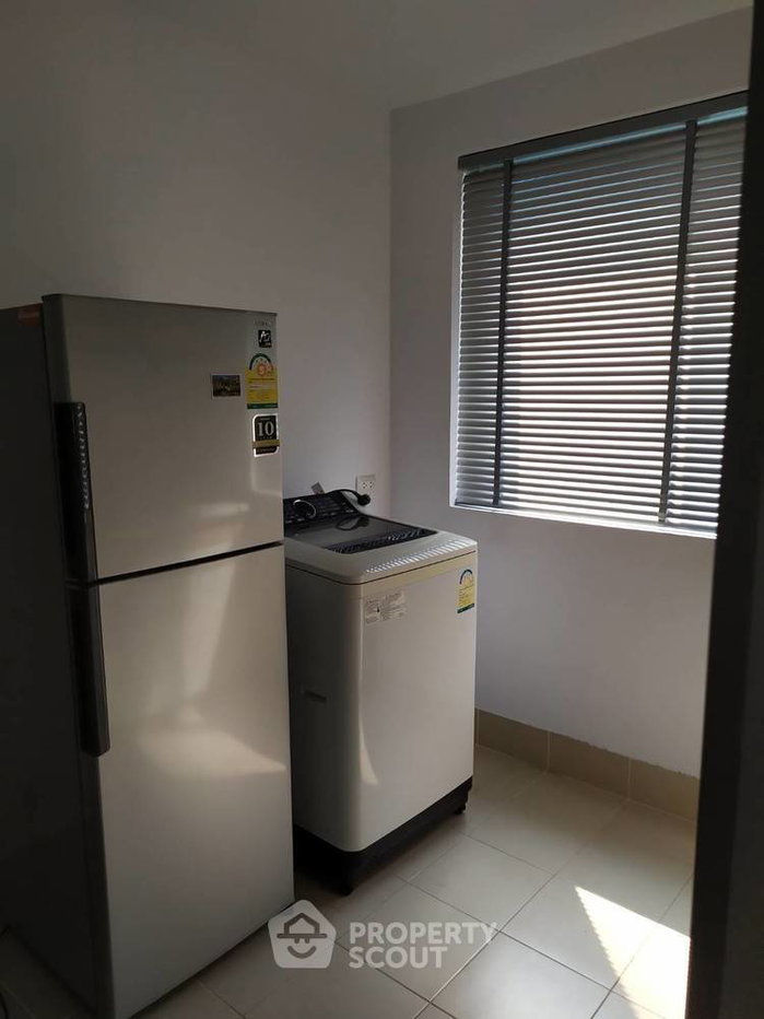 picture 2-BR Condo At Supalai Park Ekamai - Thonglor, 39th Floor Near ARL Ramkhamhaeng (ID 373441) - 3/25