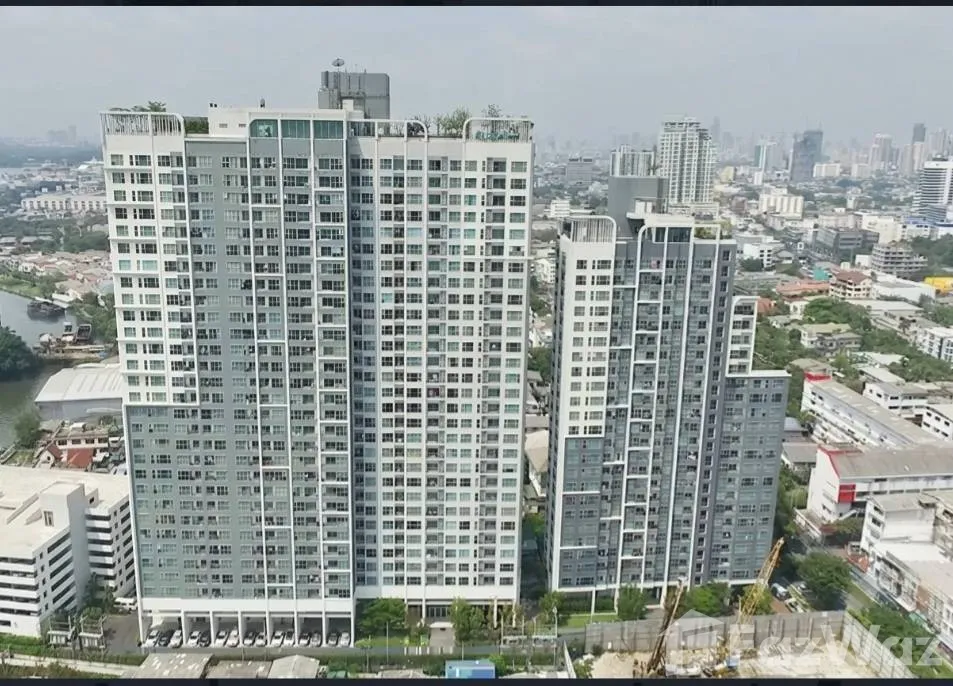 picture Fully Furnished 1-Bedroom Condo | Move-in Ready 6640410 - 8/11