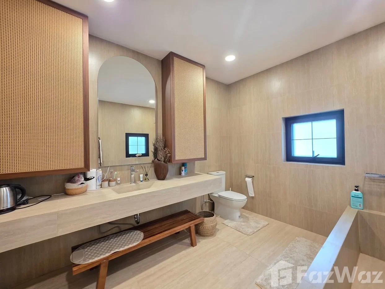 รูป วิลล่าให้เช่า 4 ห้องนอน ใน ห้วยใหญ่, ชลบุรี 6545834 - รูปที่ 32/63