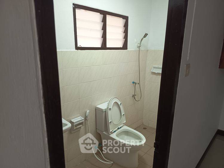picture Pet-Friendly 3-Bed Townhouse 200 Sqm, Baan Warocha Project 4 (ID 2524213) - 7/16