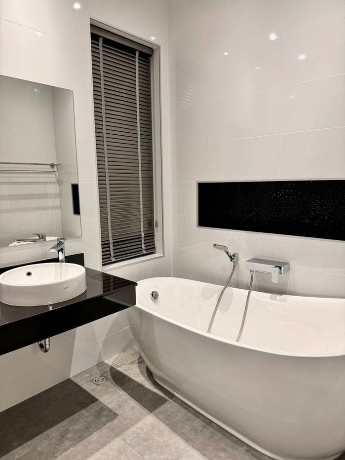 picture 🏊 Hot Deal! Luxury Pool Villa with Private Pool, Baan Wang Tan, Hang Dong 📞 063-6649056 - 8/15