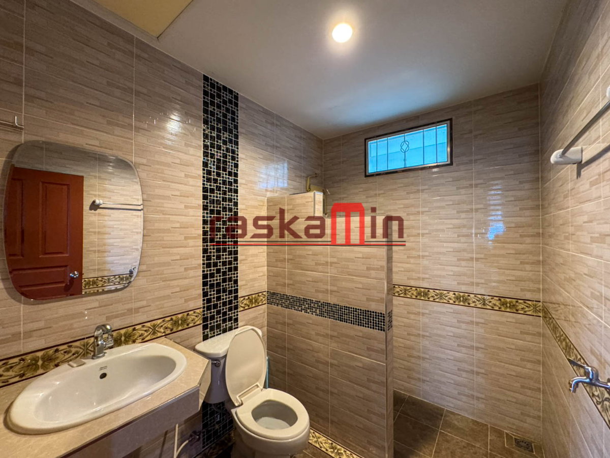 picture Baan Chalita – 3 Bedroom Single House for Rent, Ready to Move In - 15/17