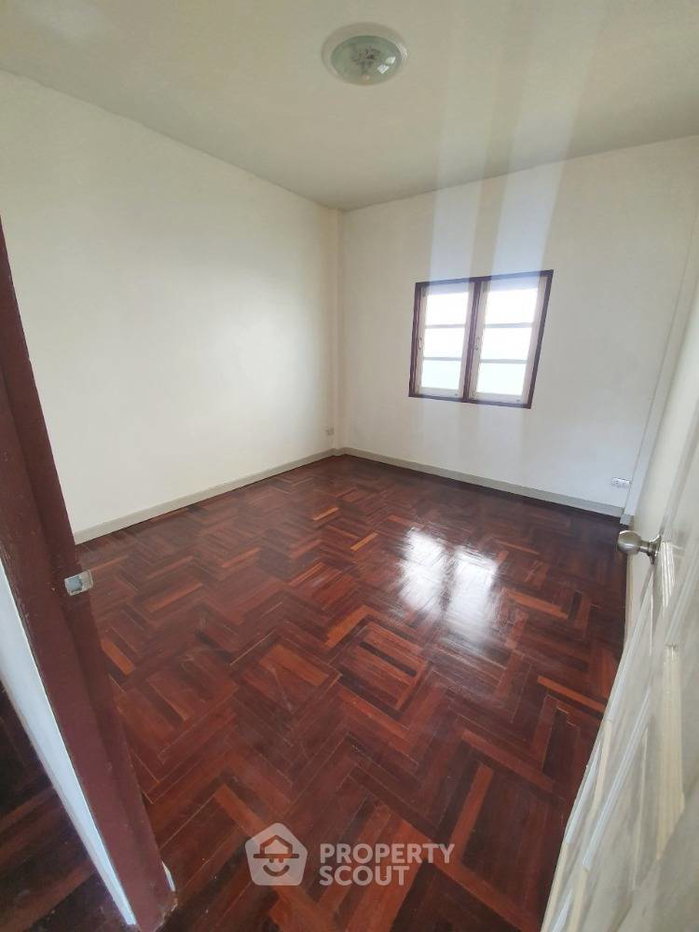 รูป บ้านเดี่ยว 4 ห้องนอน พื้นที่ 220 ตร.ม. ขาย ใกล้หัวหมาก บางกะปิ กรุงเทพฯ (ID 1262369) - รูปที่ 9/13
