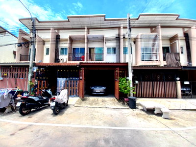 ทาวน์โฮม กรุงเทพมหานคร : ขายทาวน์เฮ้าส์ หมู่บ้านตะวันทอง 3 ซ.เพชรเกษม69