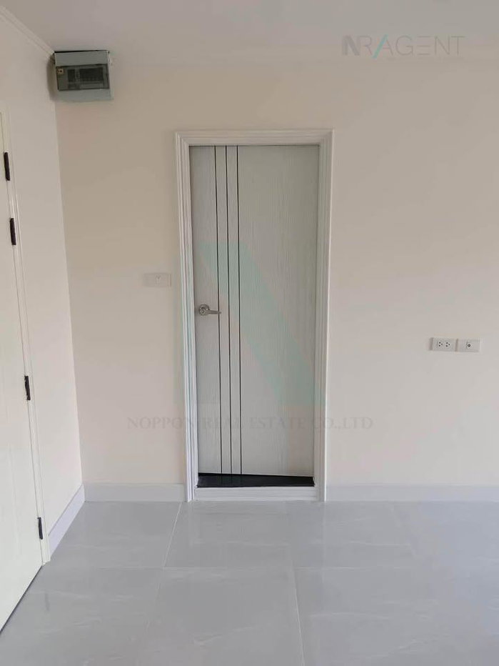 picture 🔺 For Sell Condo LUMPINI PLACE NARATHIWAS 24 Building A, Floor 3,1 bed room, Room size 34.00 sqm - 6/8