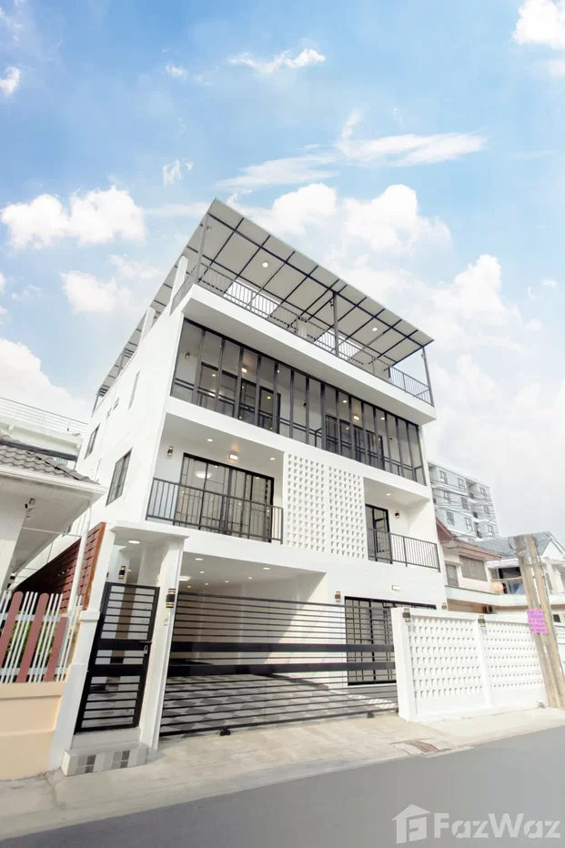 รูป ขาย ทาวน์เฮ้าส์ 7 ห้องนอน ใน สามเสนนอก, กรุงเทพมหานคร 6639149 - รูปที่ 1/36