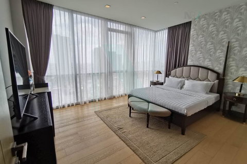 📌 ขายคอนโด เดอะ โมนูเมนต์ ทองหล่อ อาคาร 1 ชั้น 16 2 ห้องนอน ขนาด 125 ตรม ใกล้ Big C เอกมัย