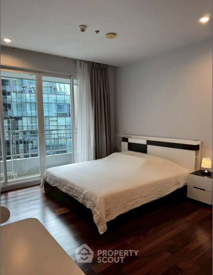 รูป คอนโด 1 ห้องนอน 33 ตร.ม. ชั้นสูง 27 ที่ Circle Condominium ใกล้ MRT เพชรบุรี (ID 3148391) - รูปที่ 2/5