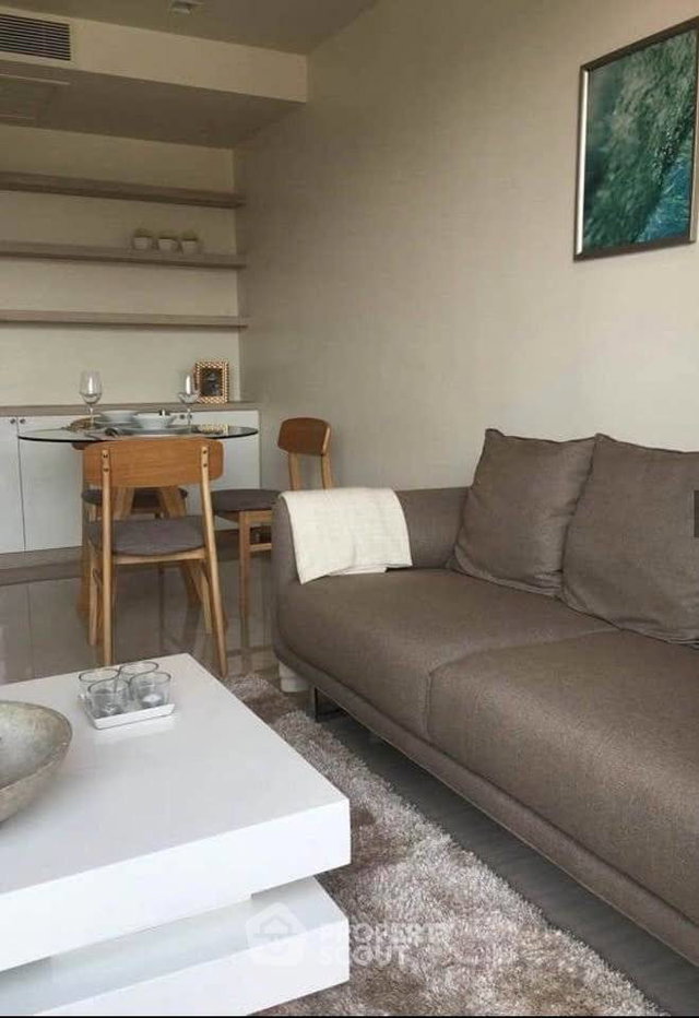 picture Pet-Friendly 1-BR Condo, Down Town 49, 8th Floor Near BTS Phrom Phong (ID 3150796) - 6/8