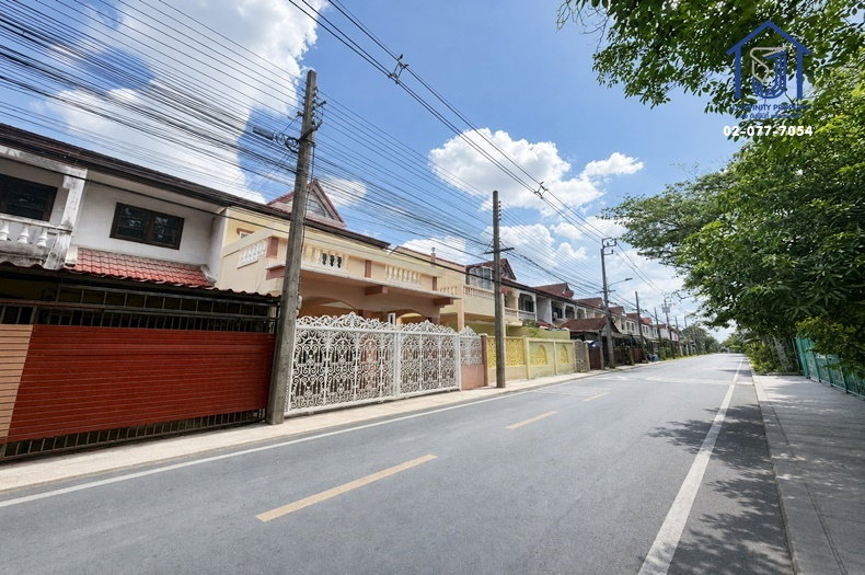 รูป ขายทาวน์โฮม 2 ชั้น ซอยนวมินทร์ 111 บ้านรีโนเวทใหม่ 33 ตร.ว. ใกล้ทางด่วนเอกมัย-รามอินทรา - รูปที่ 2/16